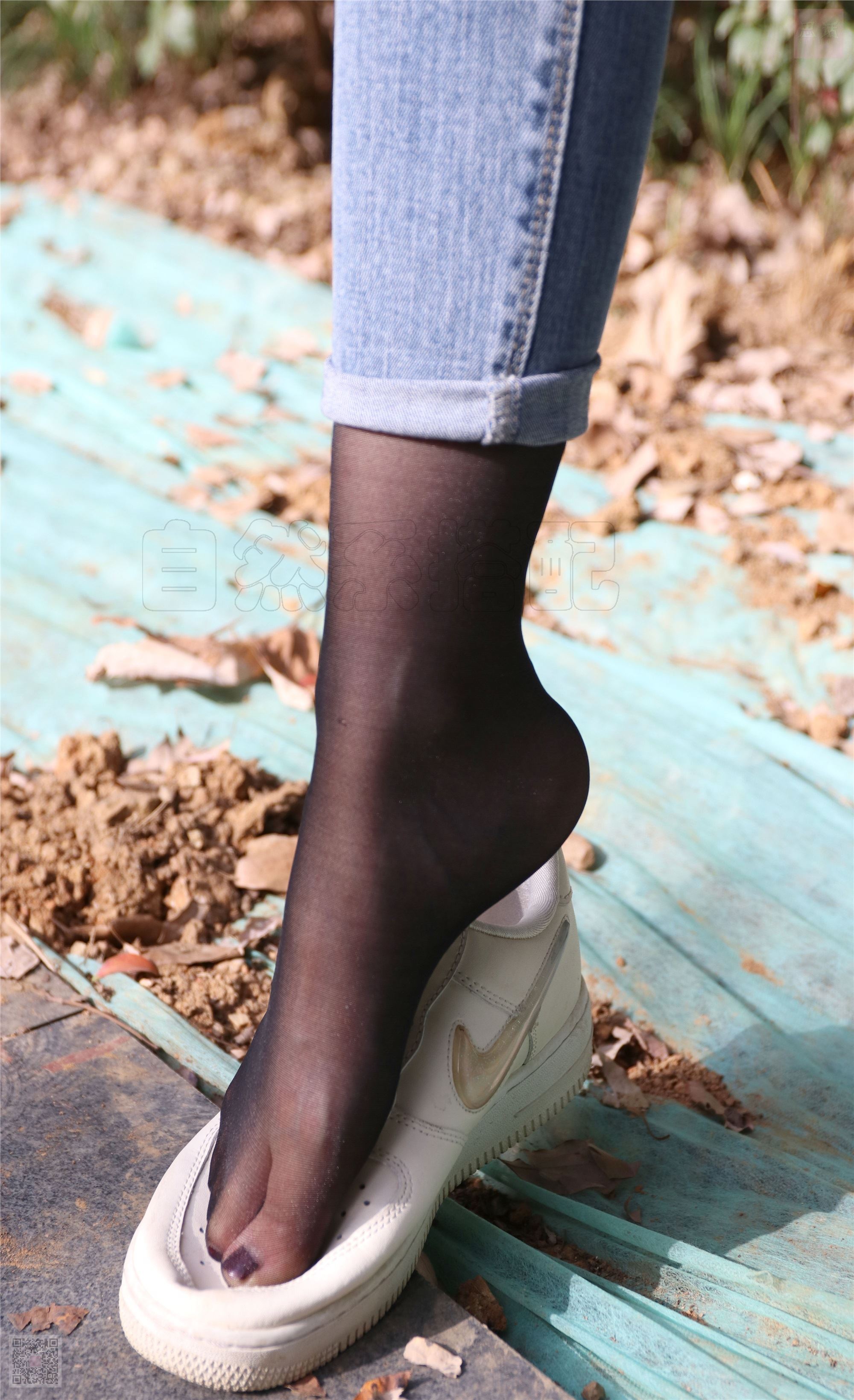 SiHua思话  SH026 露露 人群里的裤里斯